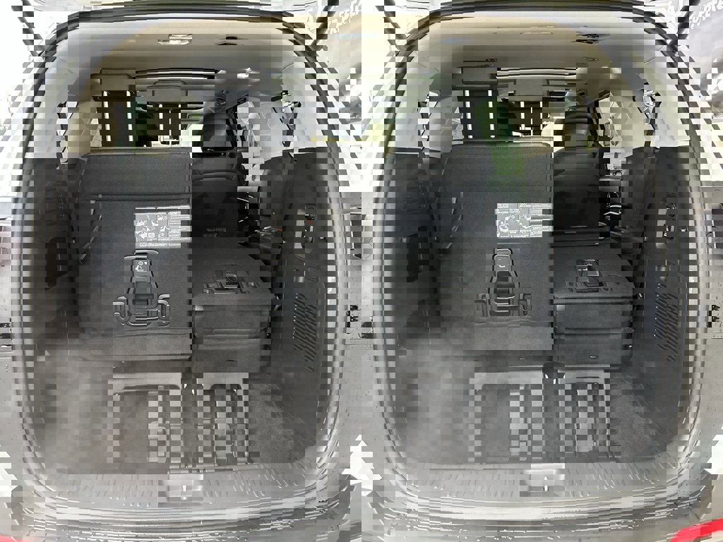 New 2026 Kia Carnival SX Prestige image 12