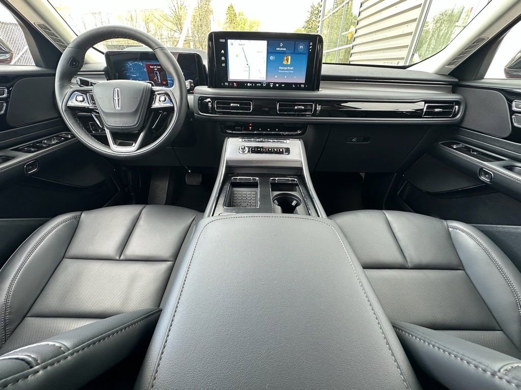 New 2026 Lincoln Aviator AWD image 20