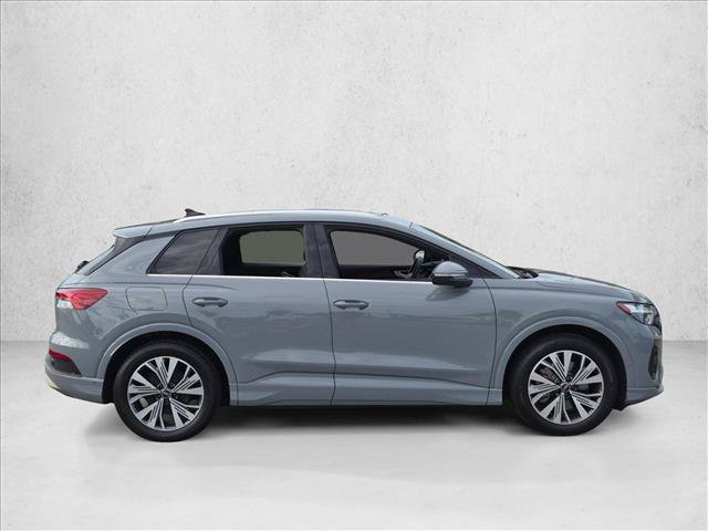 Used 2023 Audi Q4 e-tron Premium Plus w/ Premium Plus RWD image 4
