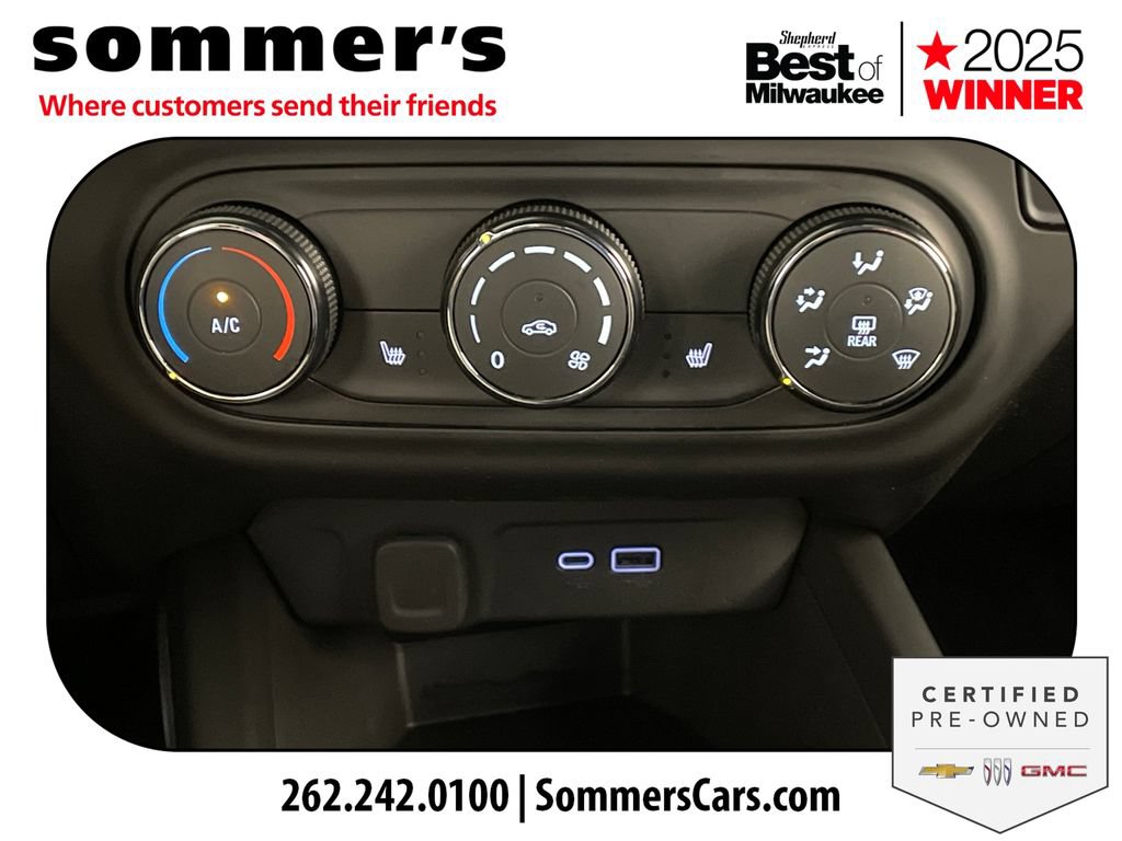 Used 2024 Chevrolet Trax RS w/ Driver Confidence Package FWD image 17