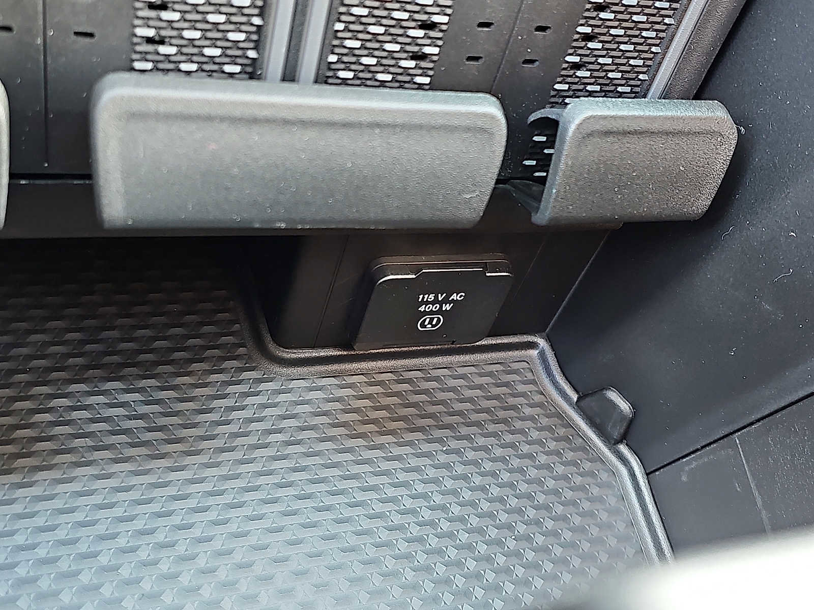 New 2026 RAM 1500 Laramie w/ Night Edition image 17