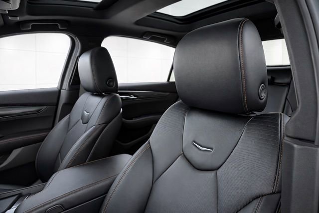 Used 2022 Cadillac CT5 Sport image 12