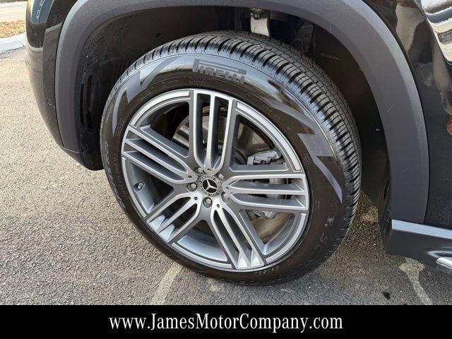 Certified 2026 Mercedes-Benz GLS 450 4MATIC image 12