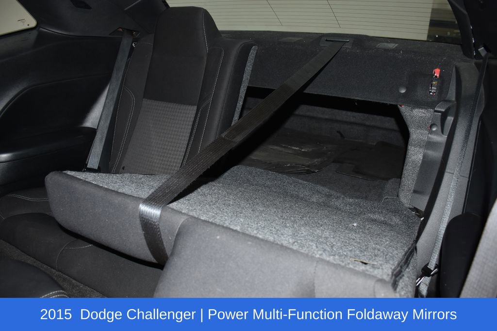 Used 2015 Dodge Challenger SXT w/ Driver Convenience Group image 24