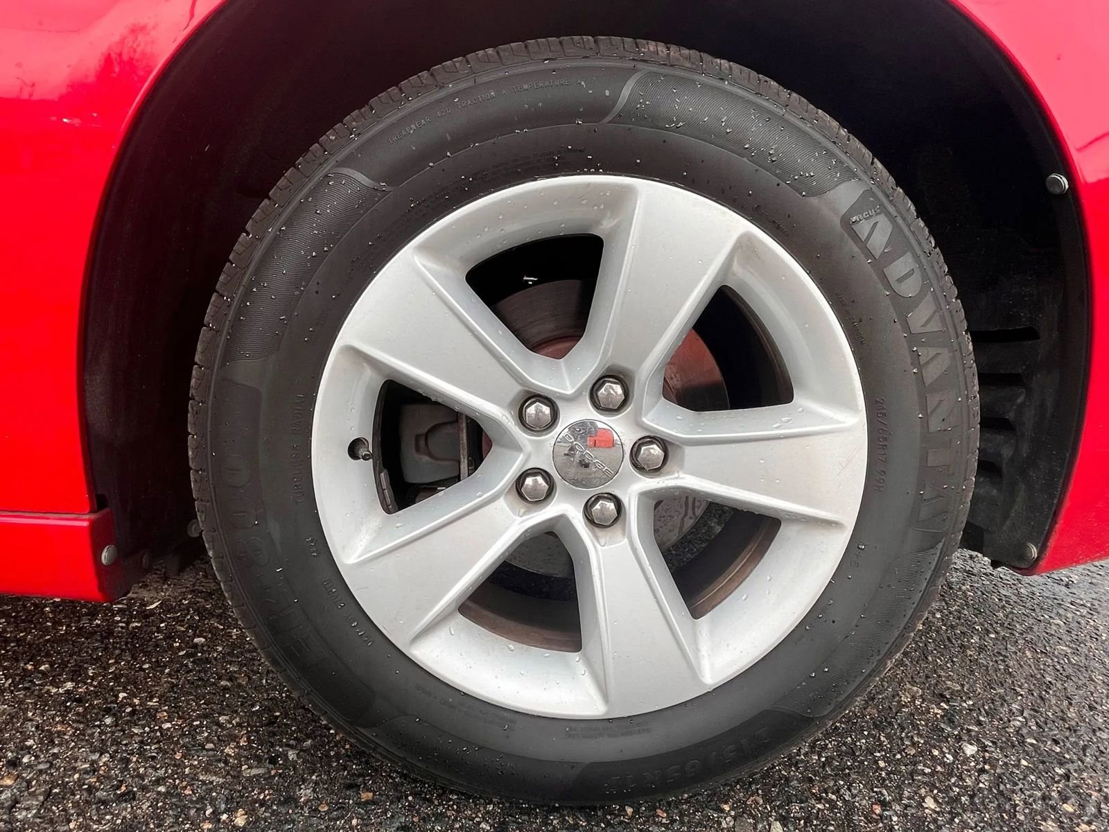 Used 2013 Dodge Charger SXT image 9