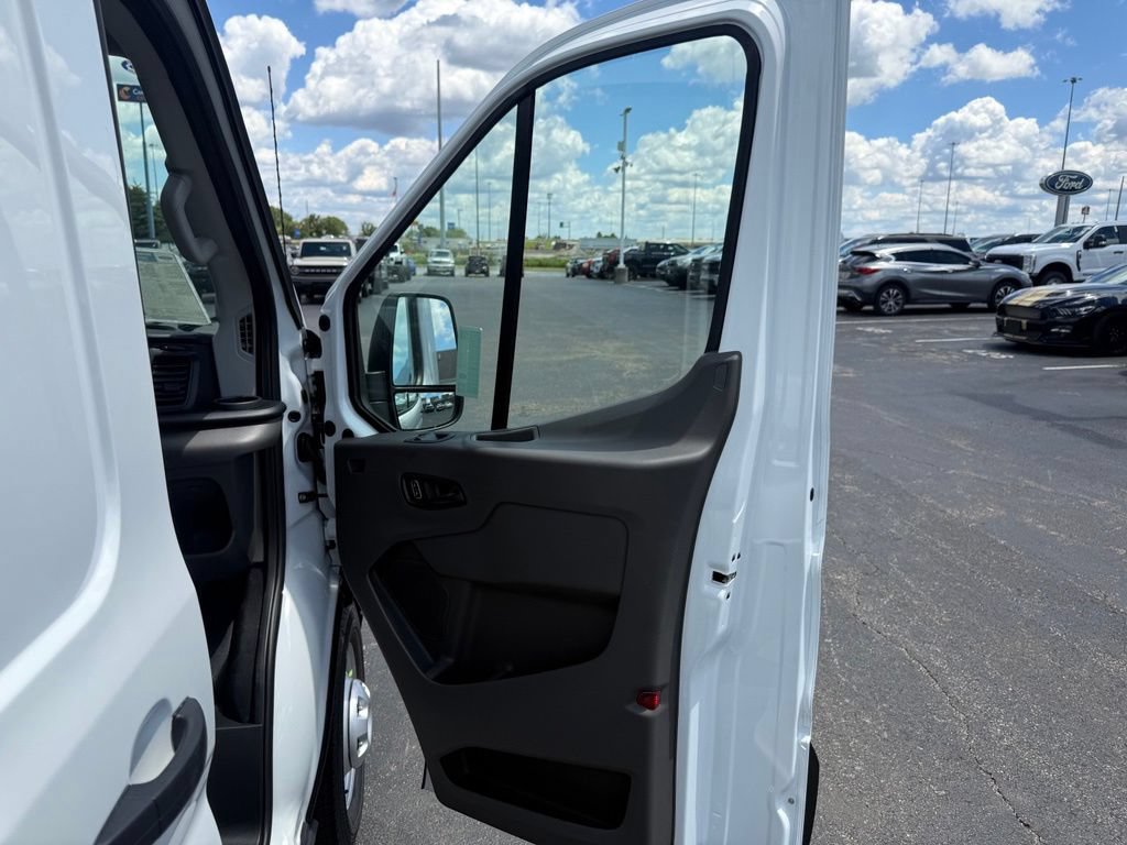 New 2026 Ford Transit 250 148 Medium Roof Extended AWD w/ Load Area Protection Package image 51