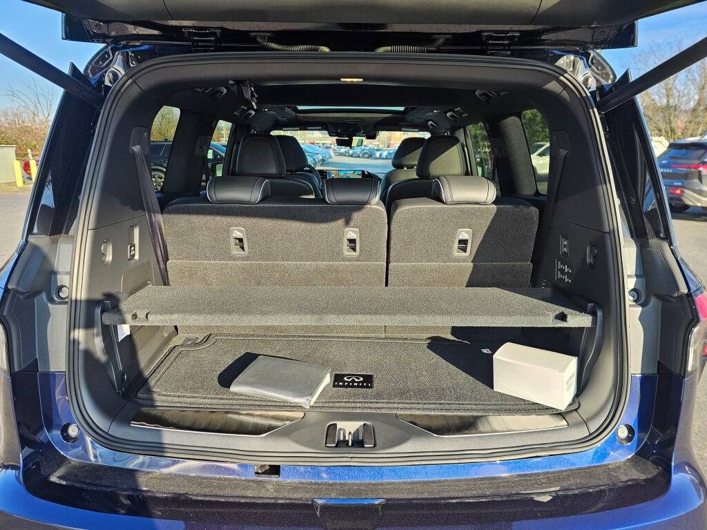 New 2026 INFINITI QX80 Autograph w/ Premium Cargo Package image 19