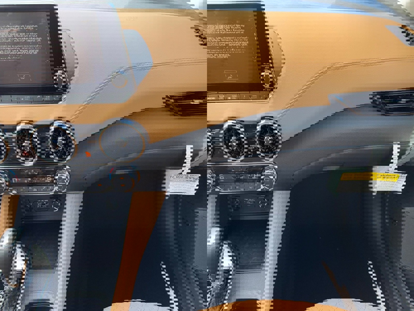 New 2025 Nissan Sentra SV w/ SV Premium Package image 17