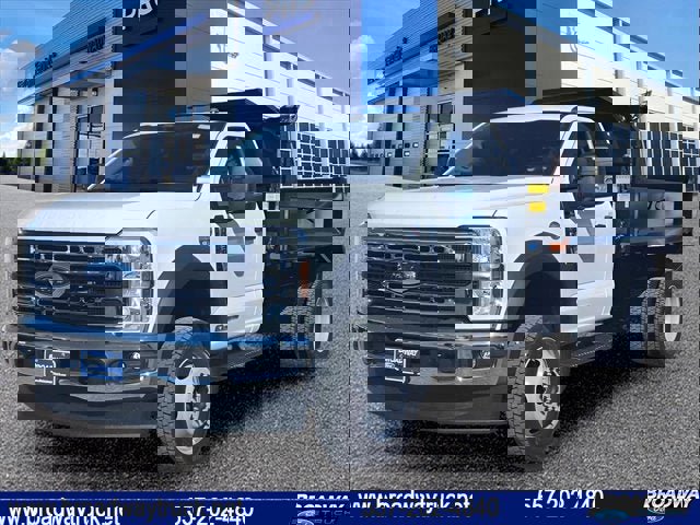 New 2025 Ford F450 XL w/ XL Chrome Package