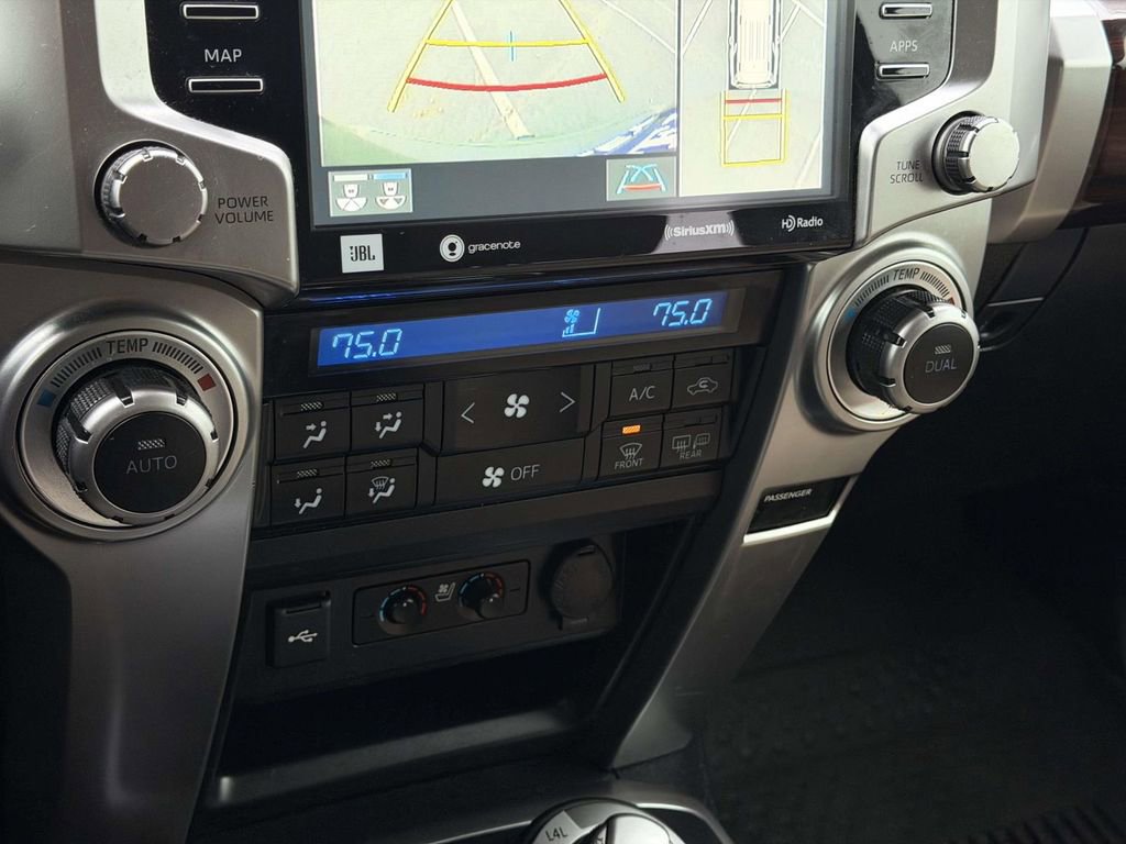 Used 2022 Toyota 4Runner Limited AWD/4WD image 5