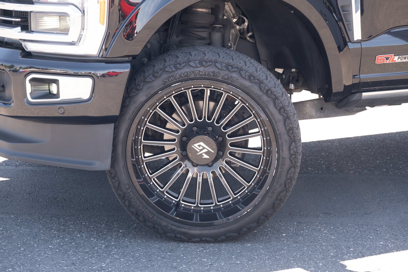 Used 2023 Ford F350 Limited w/ FX4 Off-Road Package AWD/4WD image 25