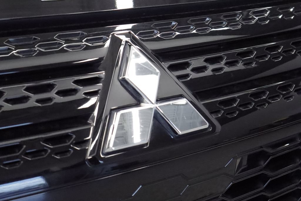 Used 2022 Mitsubishi Eclipse Cross SEL AWD/4WD image 6