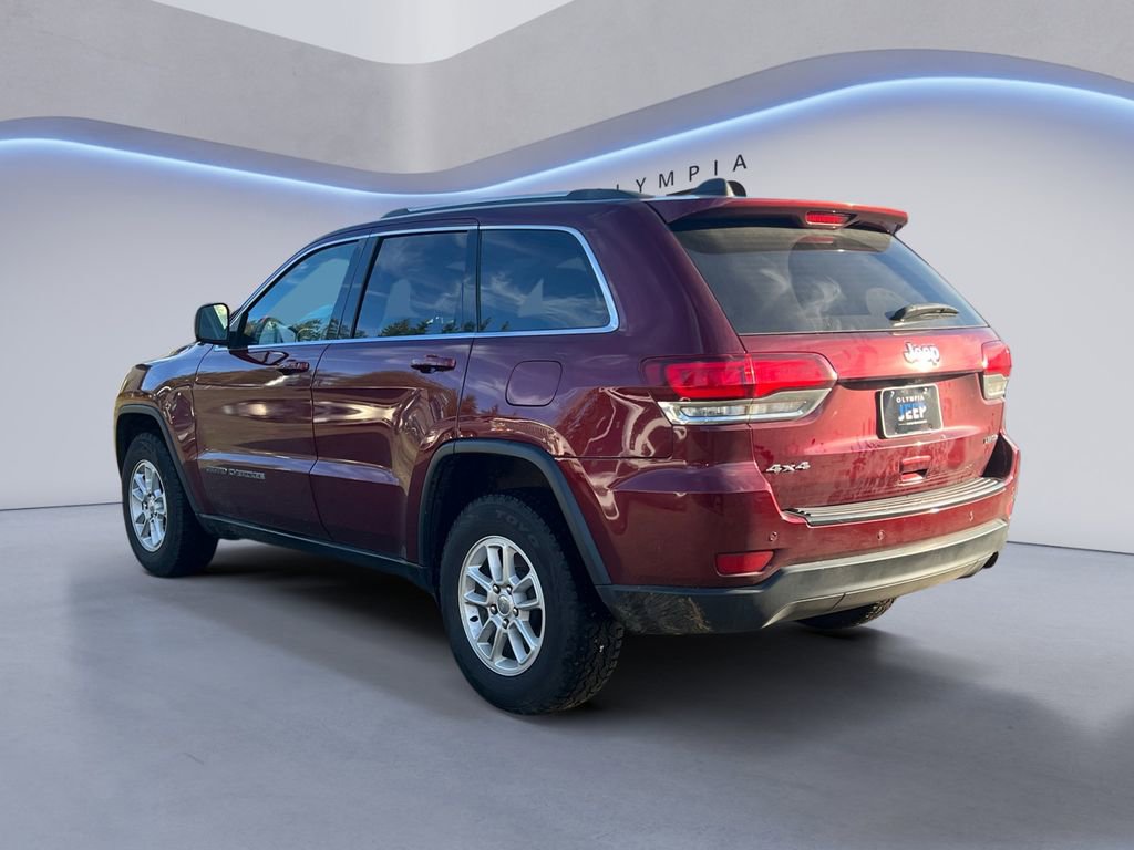 Used 2020 Jeep Grand Cherokee Laredo image 2