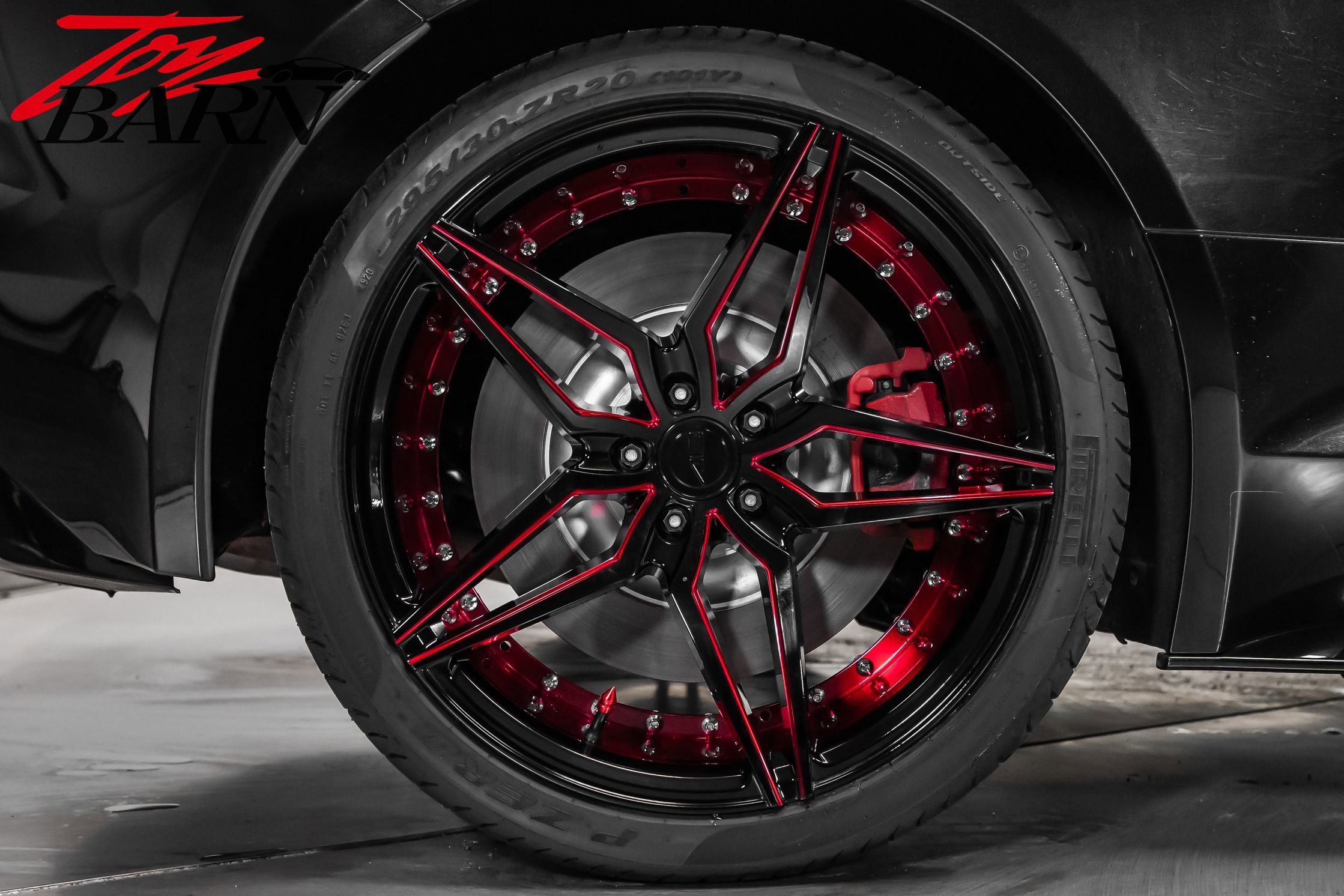 Used 2016 Jaguar F-TYPE R image 17