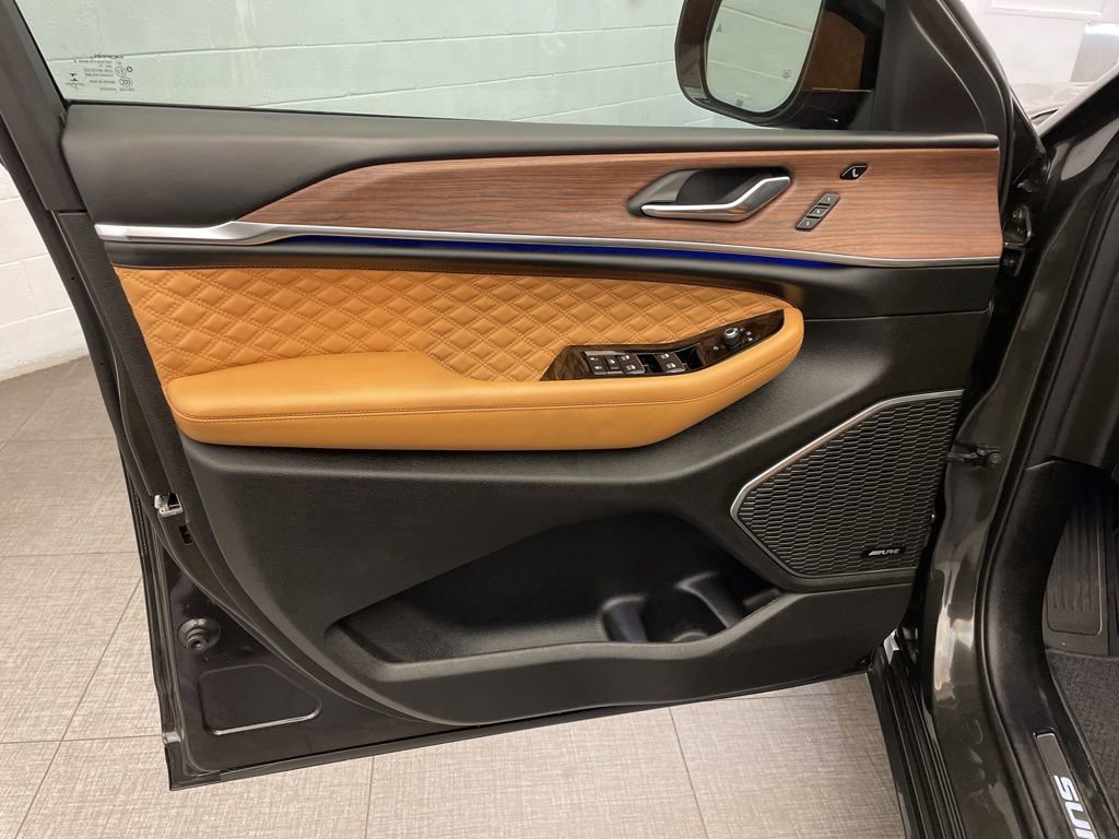 Certified 2022 Jeep Grand Cherokee L Summit w/ Advanced Protech Group IV AWD/4WD image 23