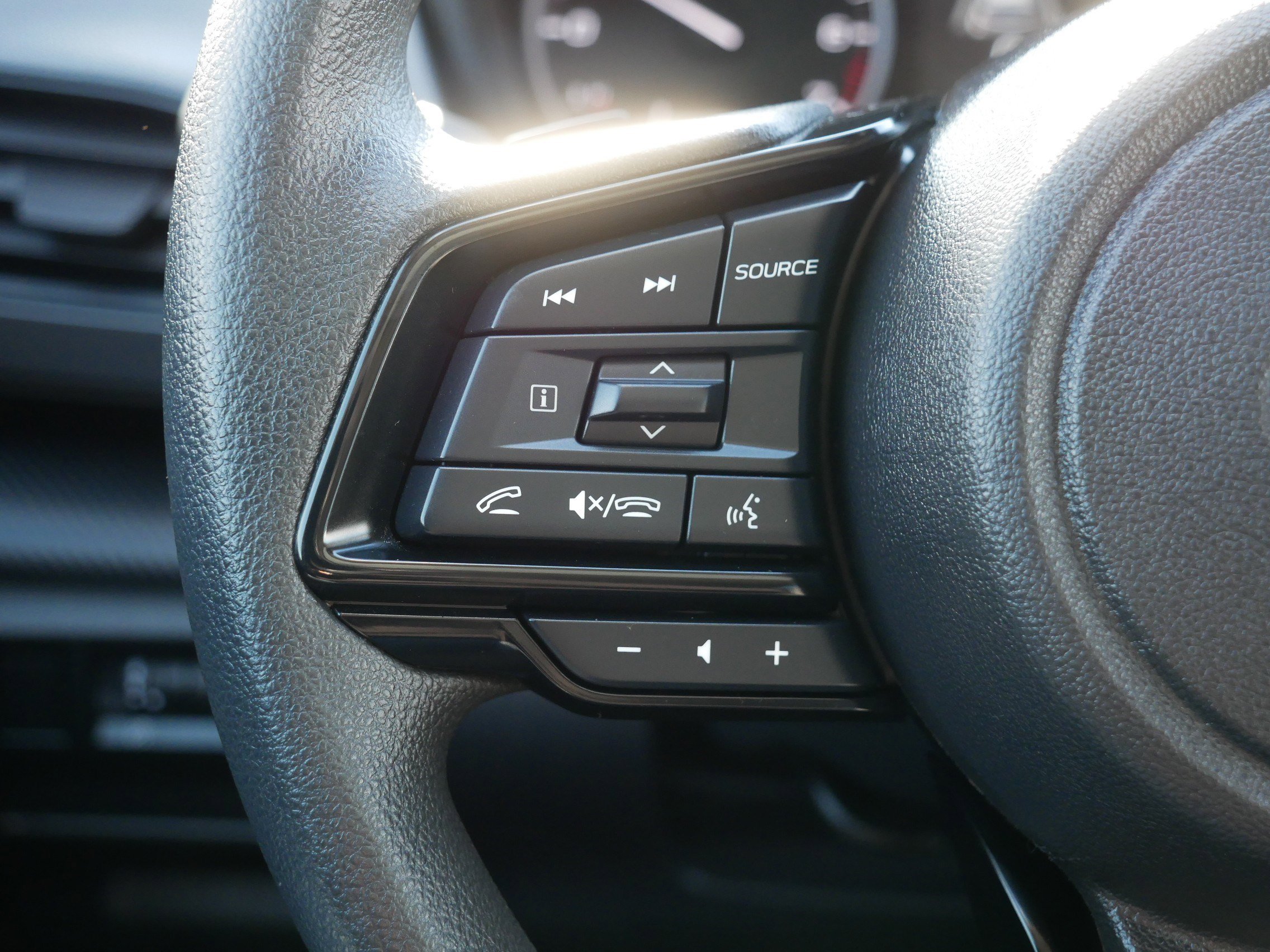 Used 2024 Subaru Crosstrek 2.0i Premium image 31