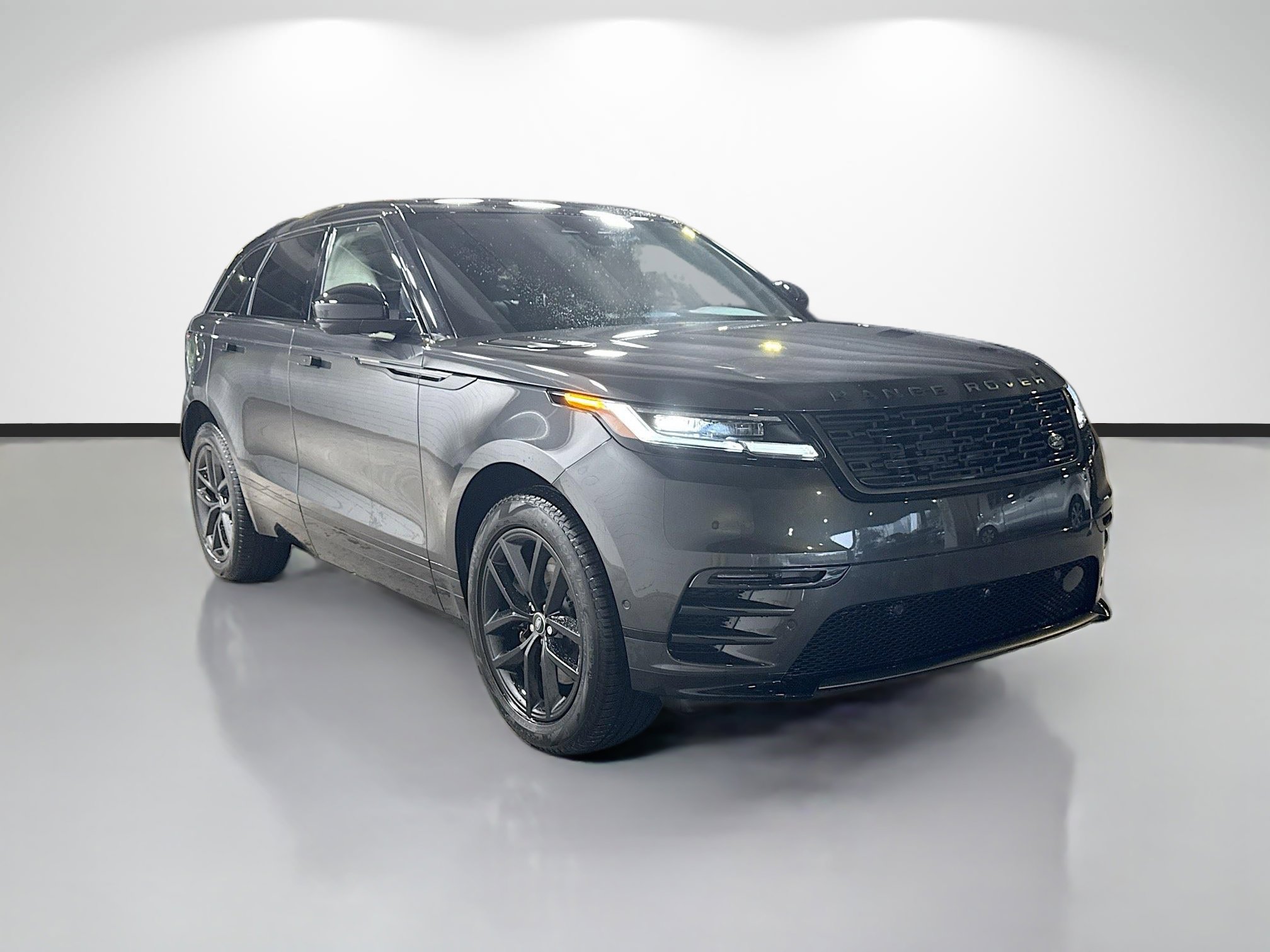 Certified 2026 Land Rover Range Rover Velar Dynamic SE AWD/4WD image 7