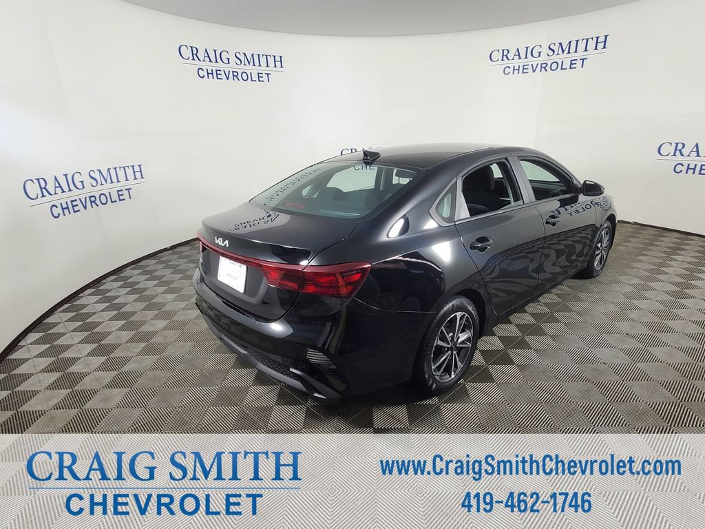 Used 2022 Kia Forte LXS w/ LXS Technology Package FWD image 7