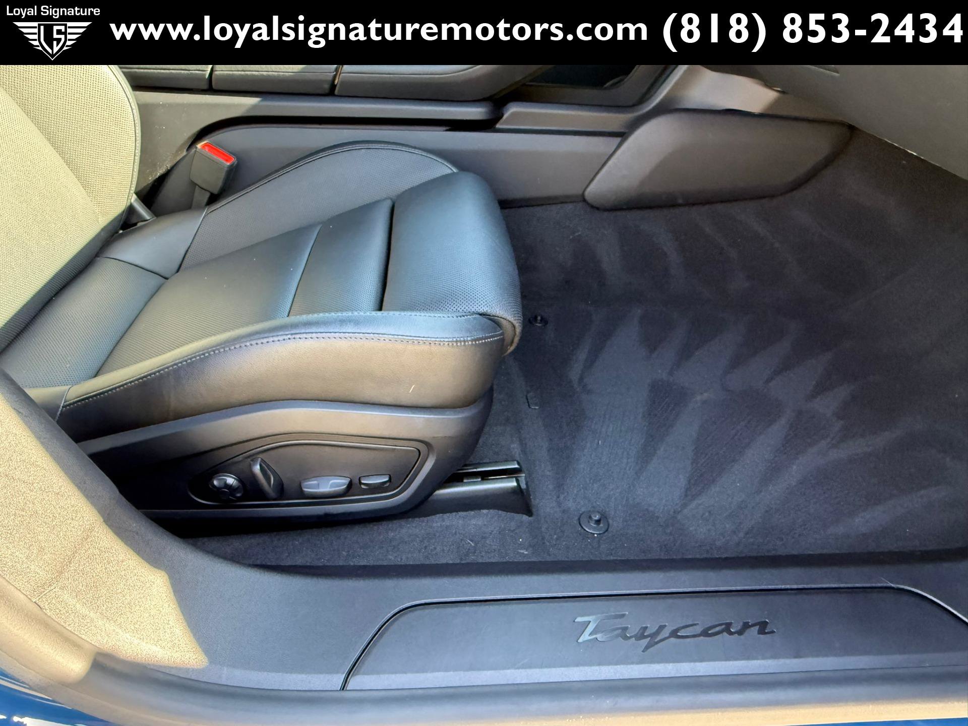 Used 2022 Porsche Taycan RWD image 35