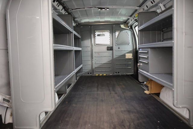 Used 2015 GMC Savana 2500 Extended w/ Chrome Appearance Package image 18