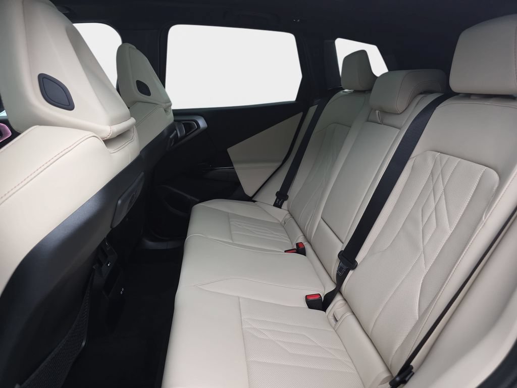 New 2026 BMW X3 xDrive30i w/ Premium Package AWD/4WD image 14