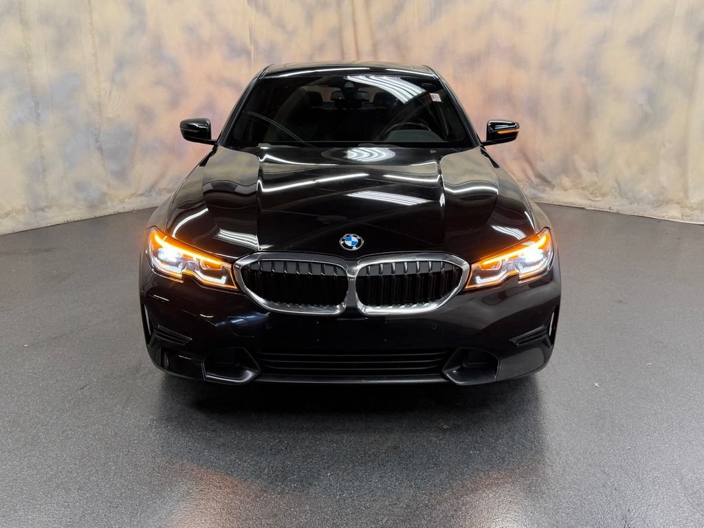 Used 2022 BMW 330i xDrive Sedan w/ Driving Assistance Package AWD/4WD image 5