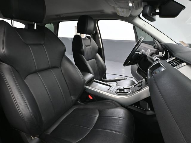Used 2017 Land Rover Range Rover Evoque SE image 45
