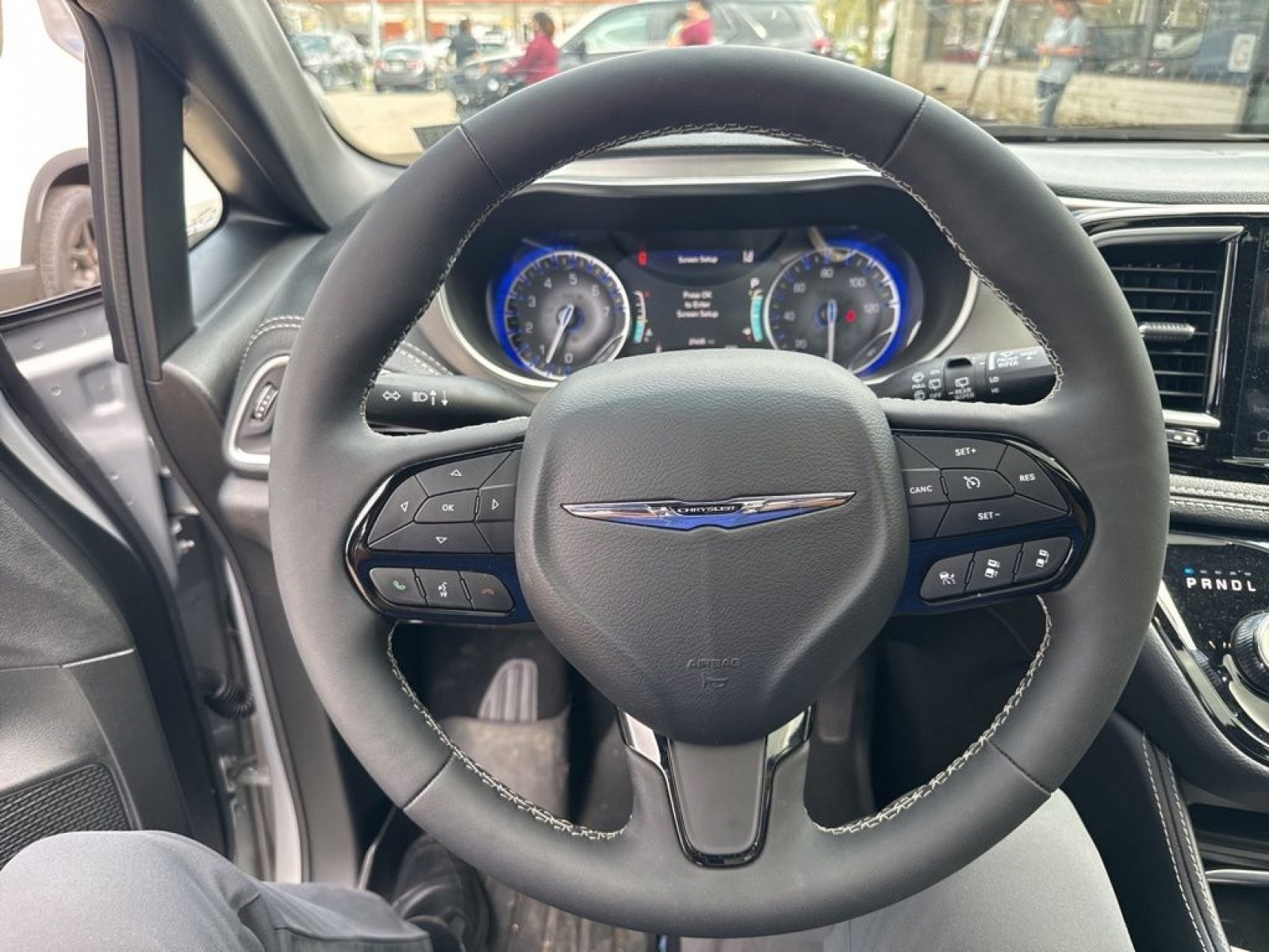 Used 2024 Chrysler Pacifica Limited w/ S Appearance Package image 20