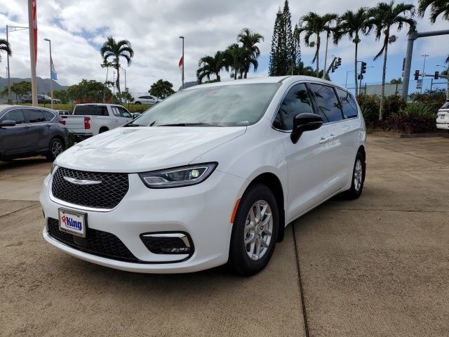 New 2026 Chrysler Pacifica Select image 1