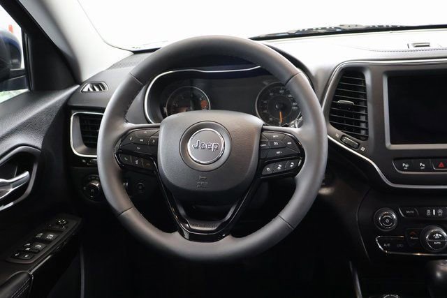 Used 2023 Jeep Cherokee Altitude Lux AWD/4WD image 14