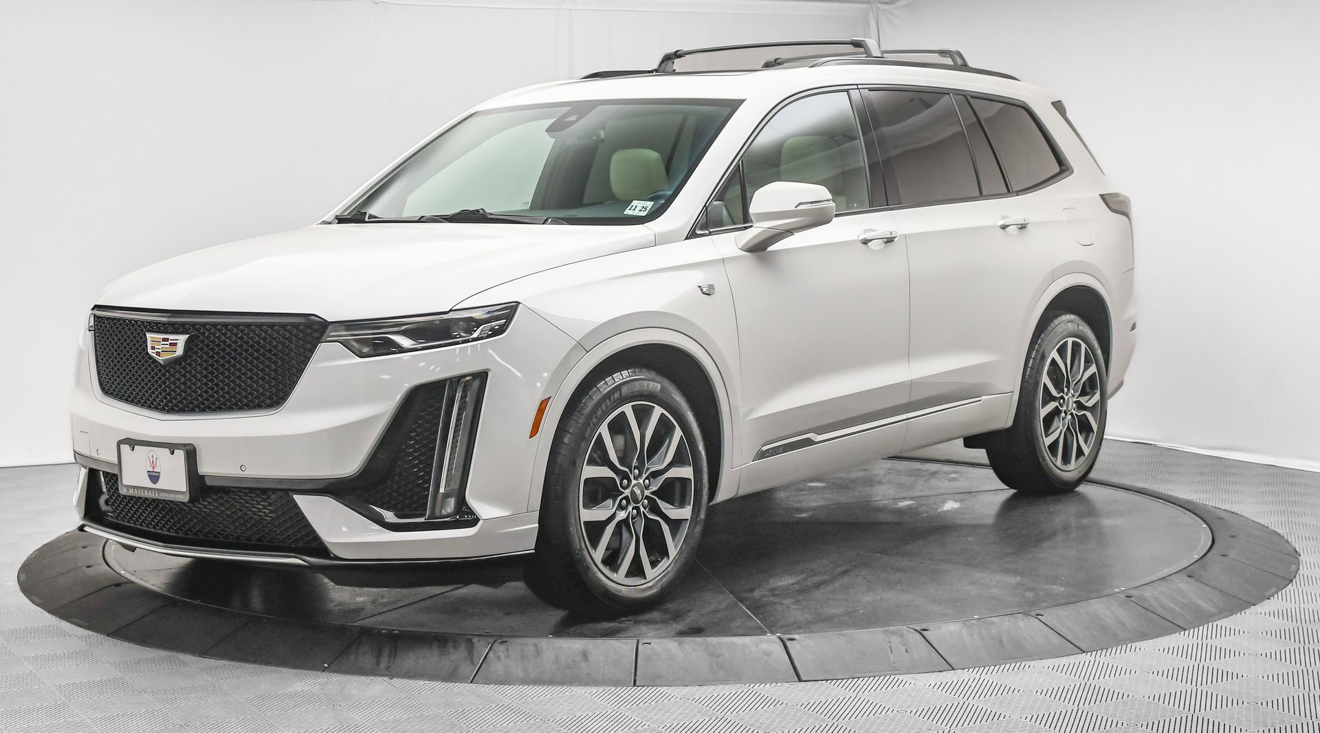 Used 2021 Cadillac XT6 Sport image 3