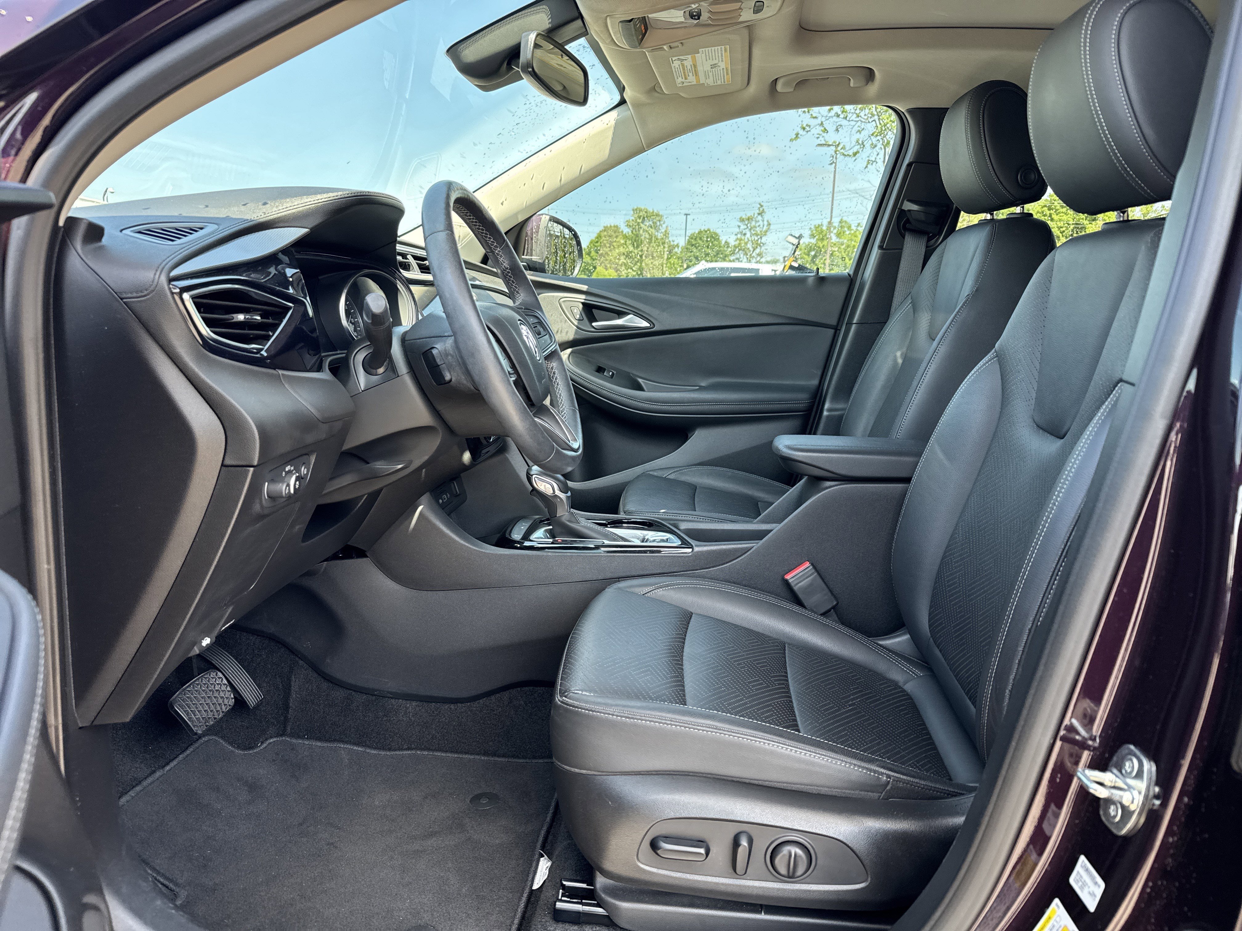 Used 2020 Buick Encore GX Essence w/ Experience Buick Package FWD image 16