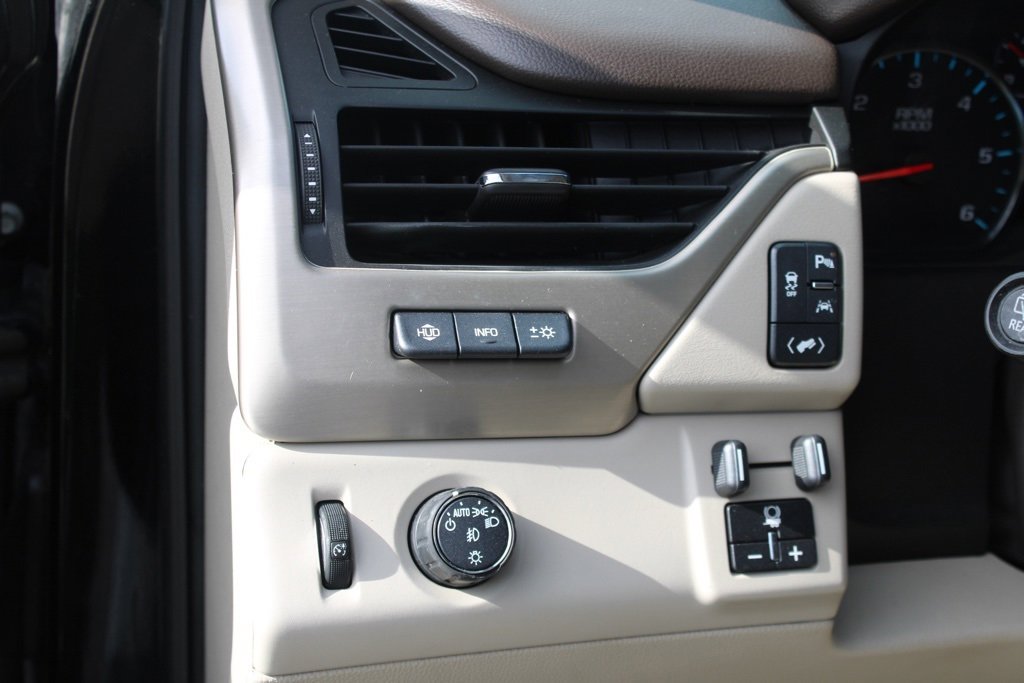 Used 2018 GMC Yukon Denali image 24