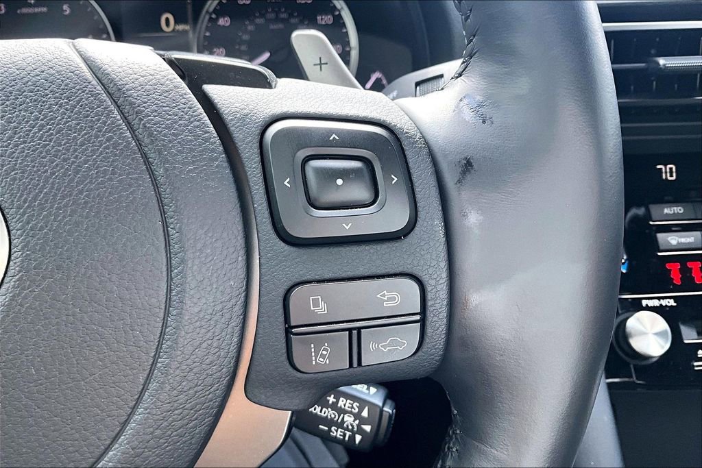 Used 2025 Lexus IS 350 F Sport w/ Accessory Package image 21