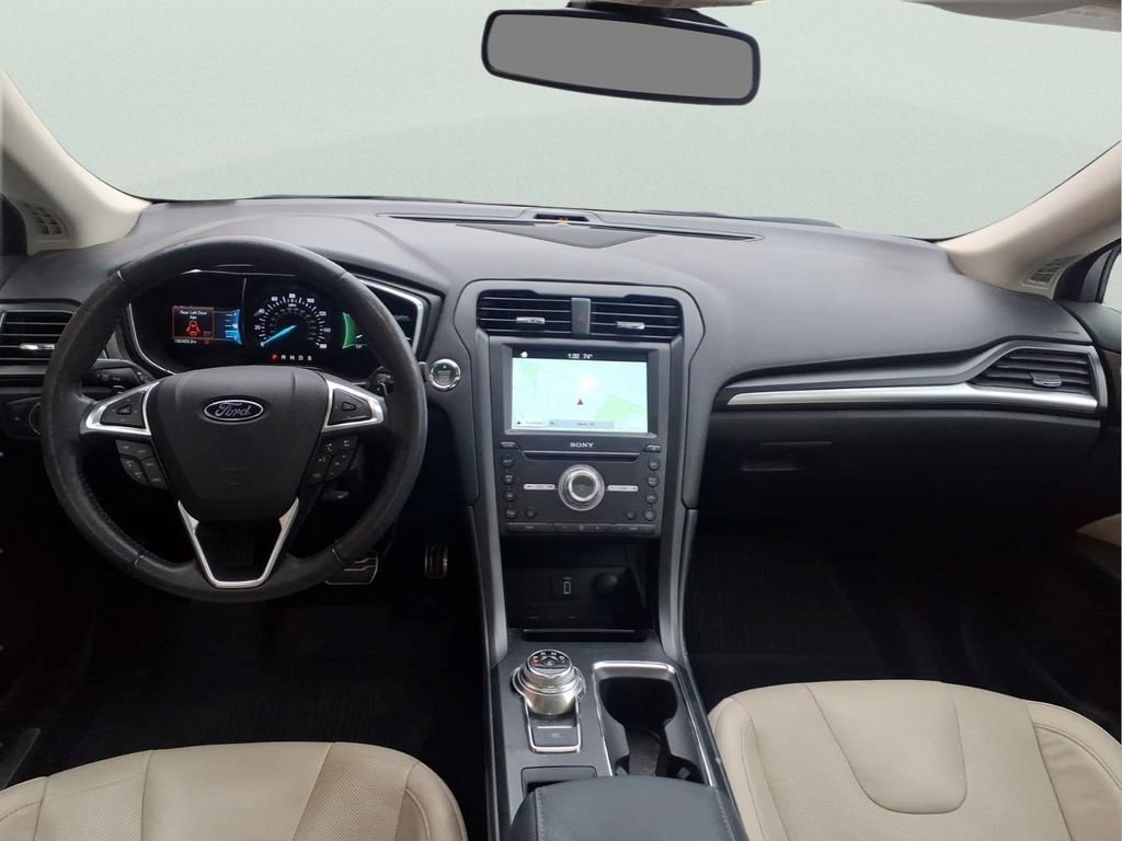 Used 2017 Ford Fusion Titanium FWD image 16