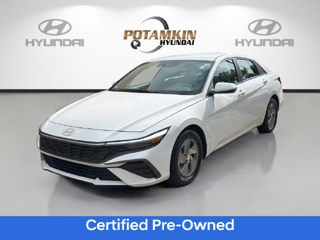 Certified 2025 Hyundai Elantra SE