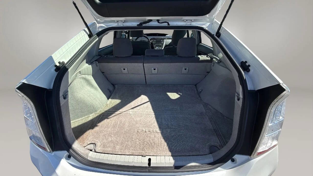 Used 2011 Toyota Prius Two w/ Preferred Accessory Pkg image 13