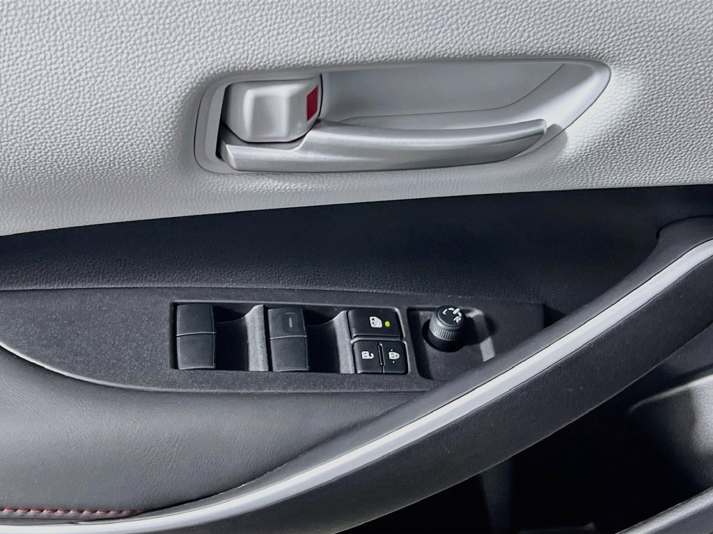 Used 2024 Toyota Corolla SE FWD image 14