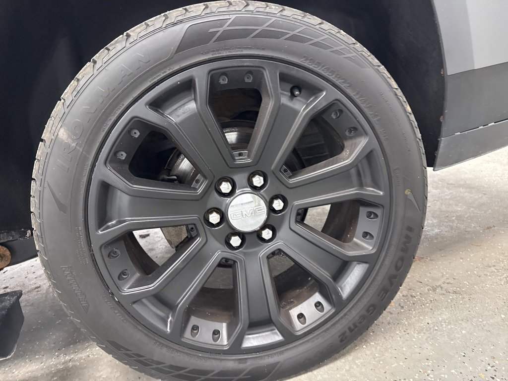 Used 2016 GMC Yukon XL Denali image 5