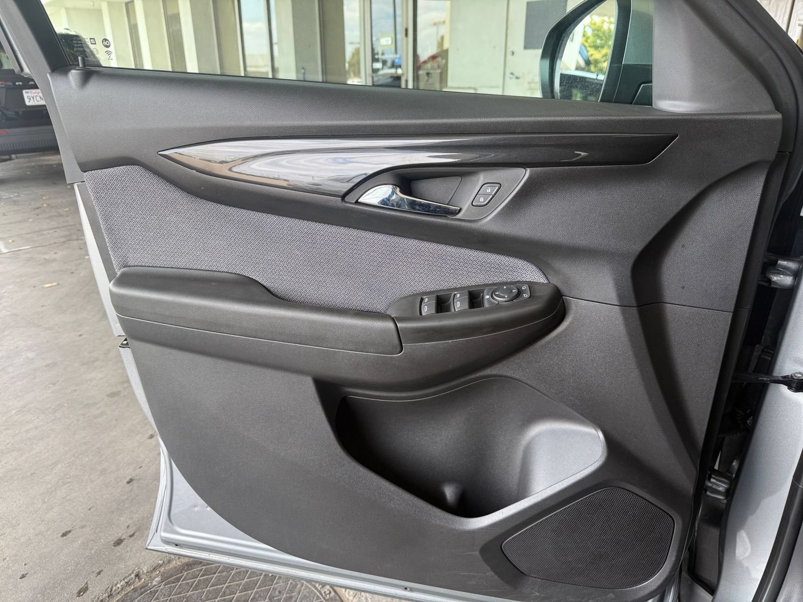 Used 2025 Chevrolet TrailBlazer LT FWD image 18