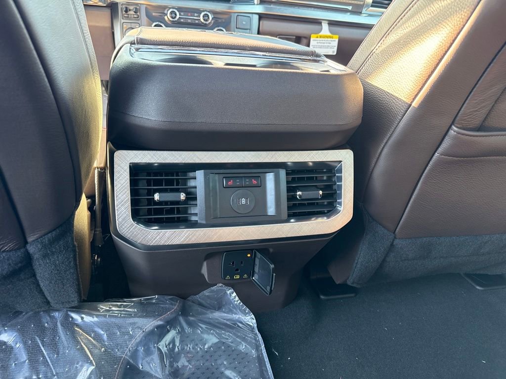 New 2025 Ford F350 King Ranch w/ Chrome Package image 44