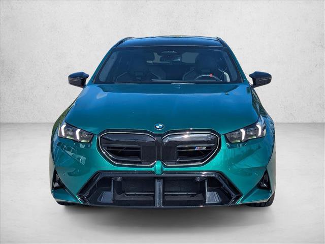 Used 2026 BMW M5 Touring AWD/4WD image 2