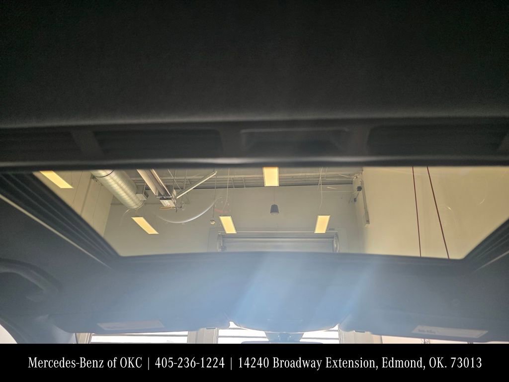 Used 2017 Mercedes-Benz E 300 4MATIC image 17