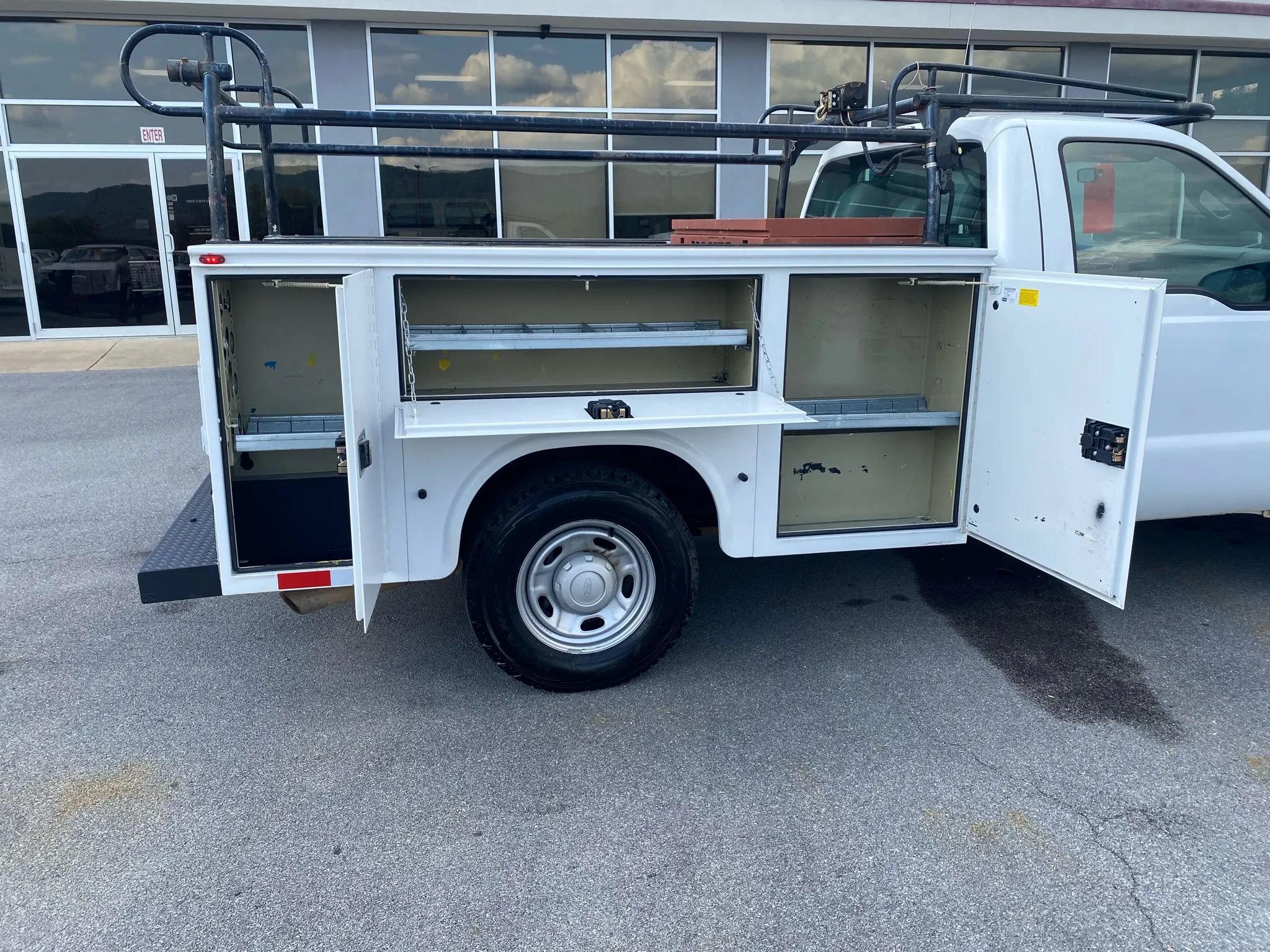 Used 2011 Ford F250 XL RWD image 19