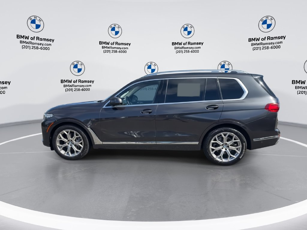 Used 2022 BMW X7 xDrive40i w/ Premium Package AWD/4WD image 5