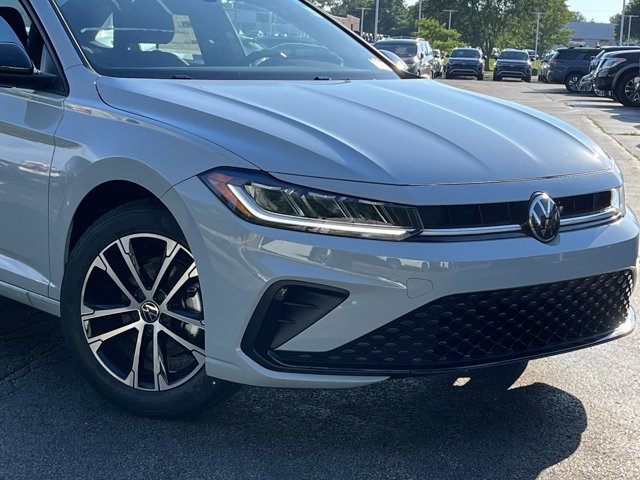 New 2026 Volkswagen Jetta Sport FWD image 3