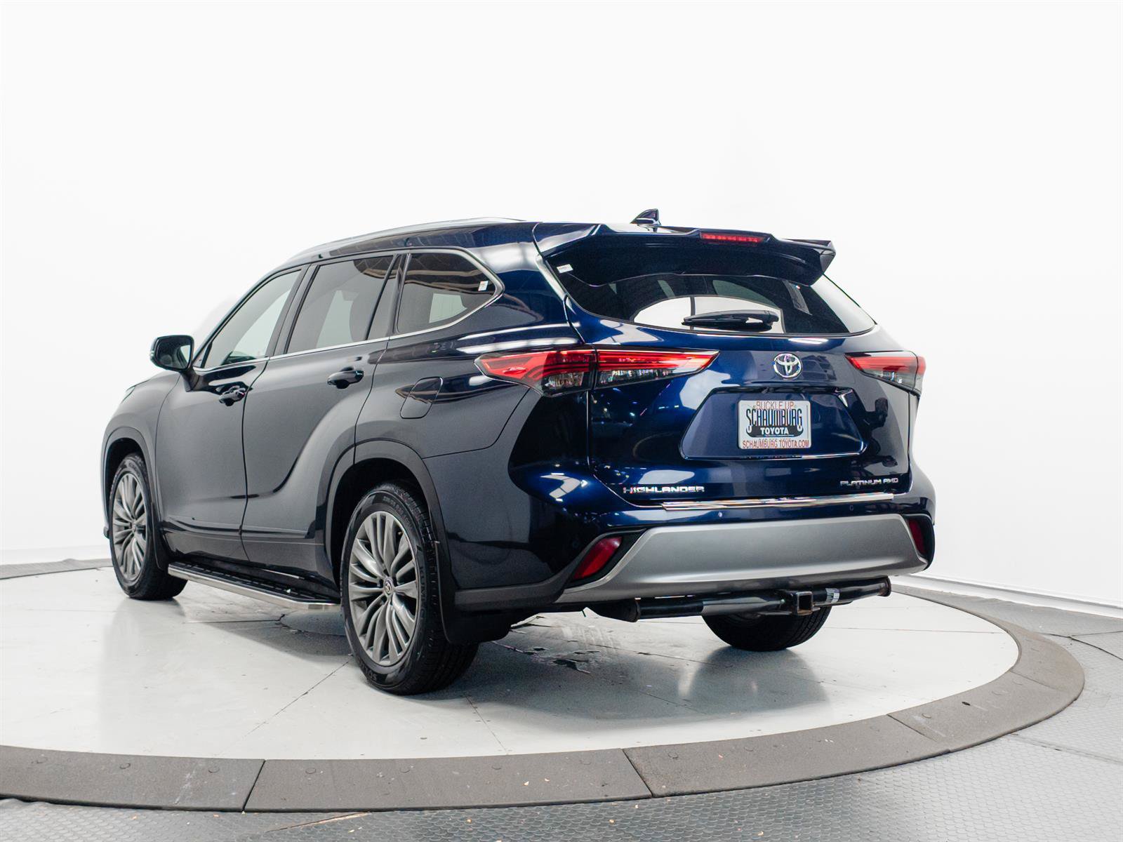 Certified 2020 Toyota Highlander Platinum AWD/4WD image 10