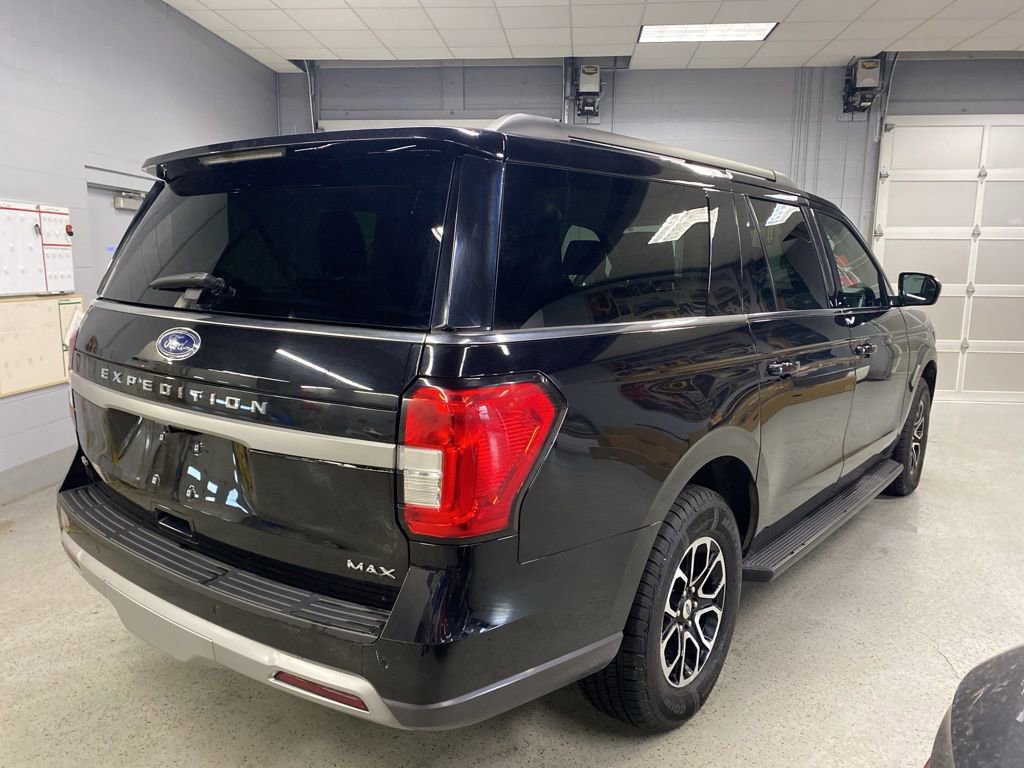 Used 2024 Ford Expedition Max XLT image 9