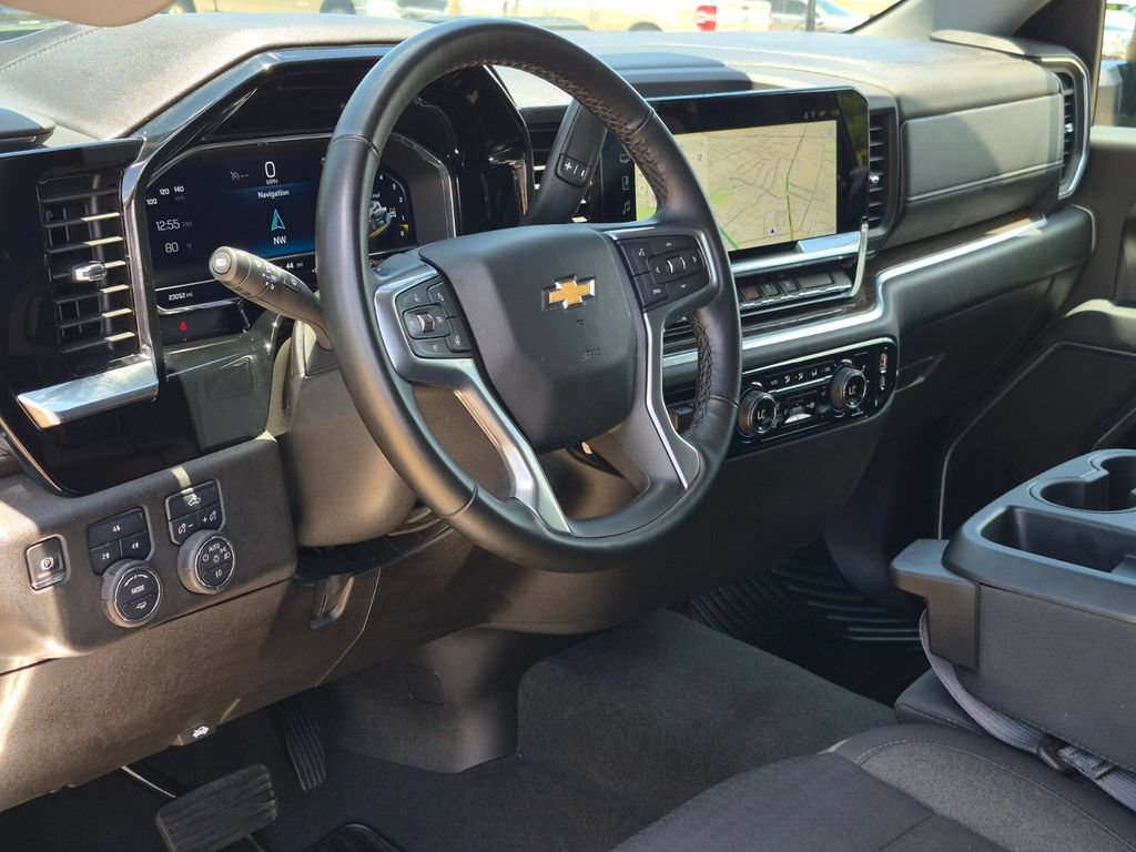 Used 2025 Chevrolet Silverado 2500 LT w/ Convenience Package AWD/4WD image 30