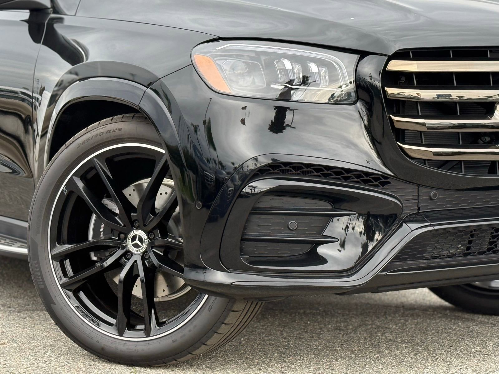 New 2026 Mercedes-Benz GLS 580 4MATIC image 4